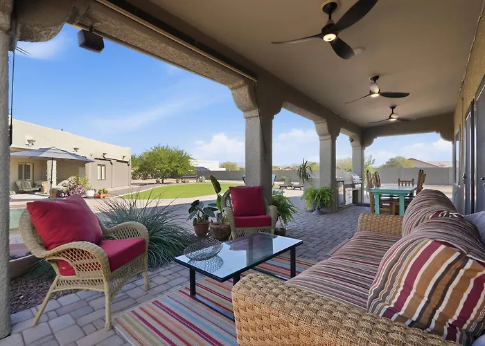 Holiday home Alanamari Desert Estate, Pool, Spa, Casita-2 Homes In One! Phoenix