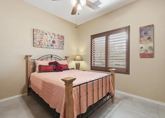 Alanamari Desert Estate, Pool, Spa, Casita-2 Homes In One! *