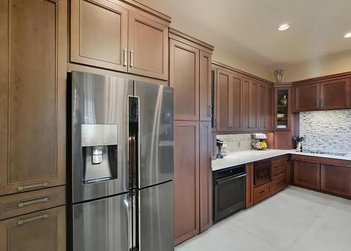Alanamari Desert Estate, Pool, Spa, Casita-2 Homes In One! Holiday home Phoenix