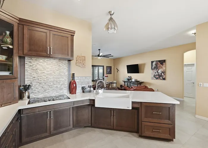 Holiday home Alanamari Desert Estate, Pool, Spa, Casita-2 Homes In One!